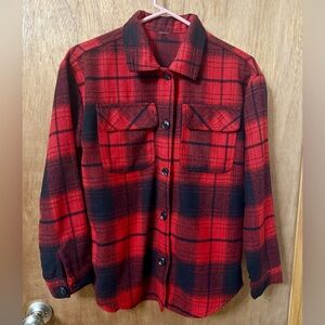 Women’s Shacket Size Small